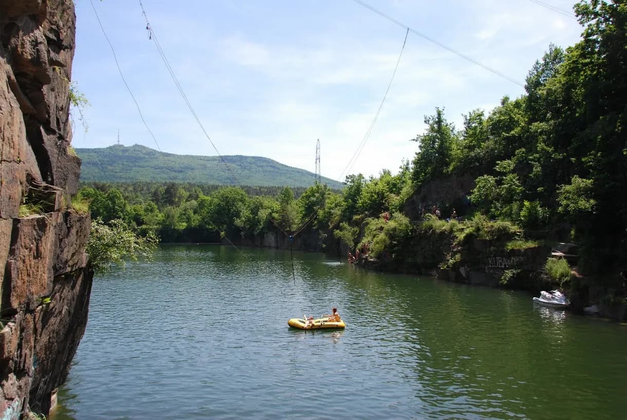 Gdzie pod namiot nad jezioro dolnośląskie - najlepsze miejsca na biwak