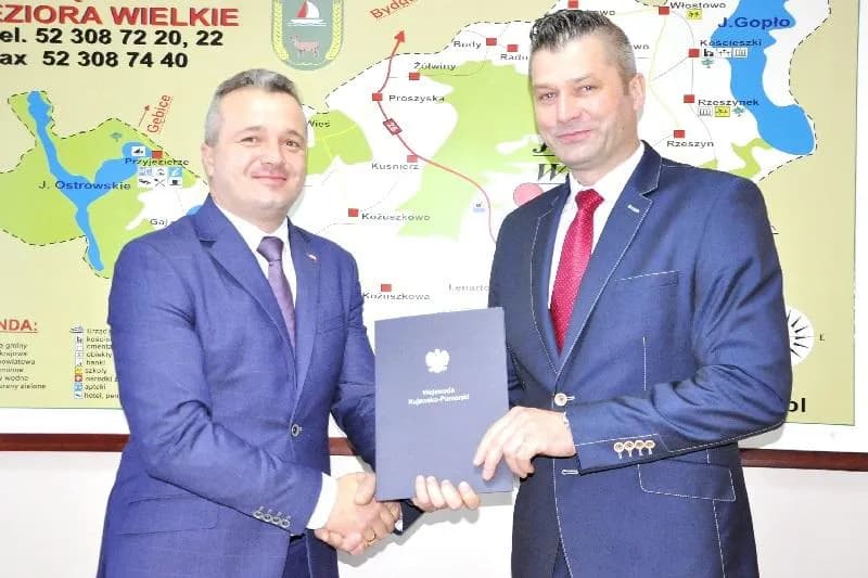 Urząd Gminy Jeziora Wielkie: Kluczowe informacje i aktualności