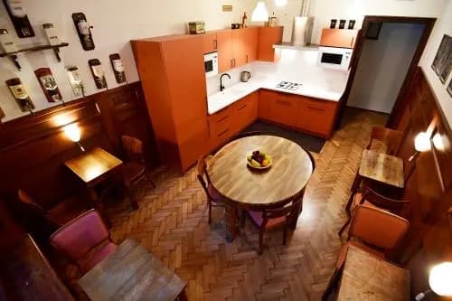 Jak wygląda nocleg w hostelu? Odkryj, co naprawdę czeka na Ciebie